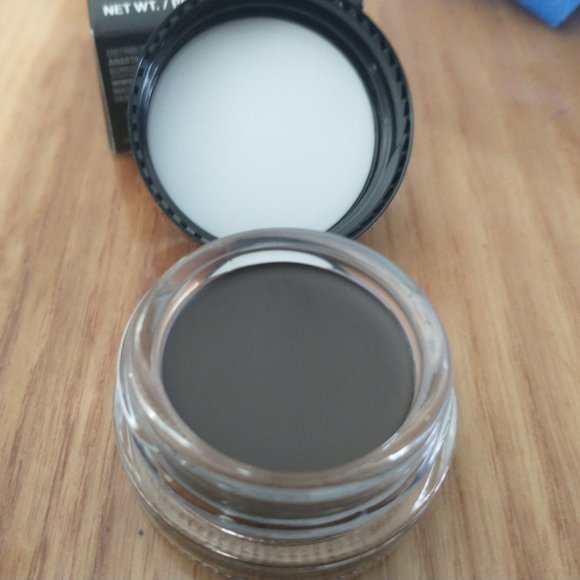 Brows pomade - Picture 4 of 5